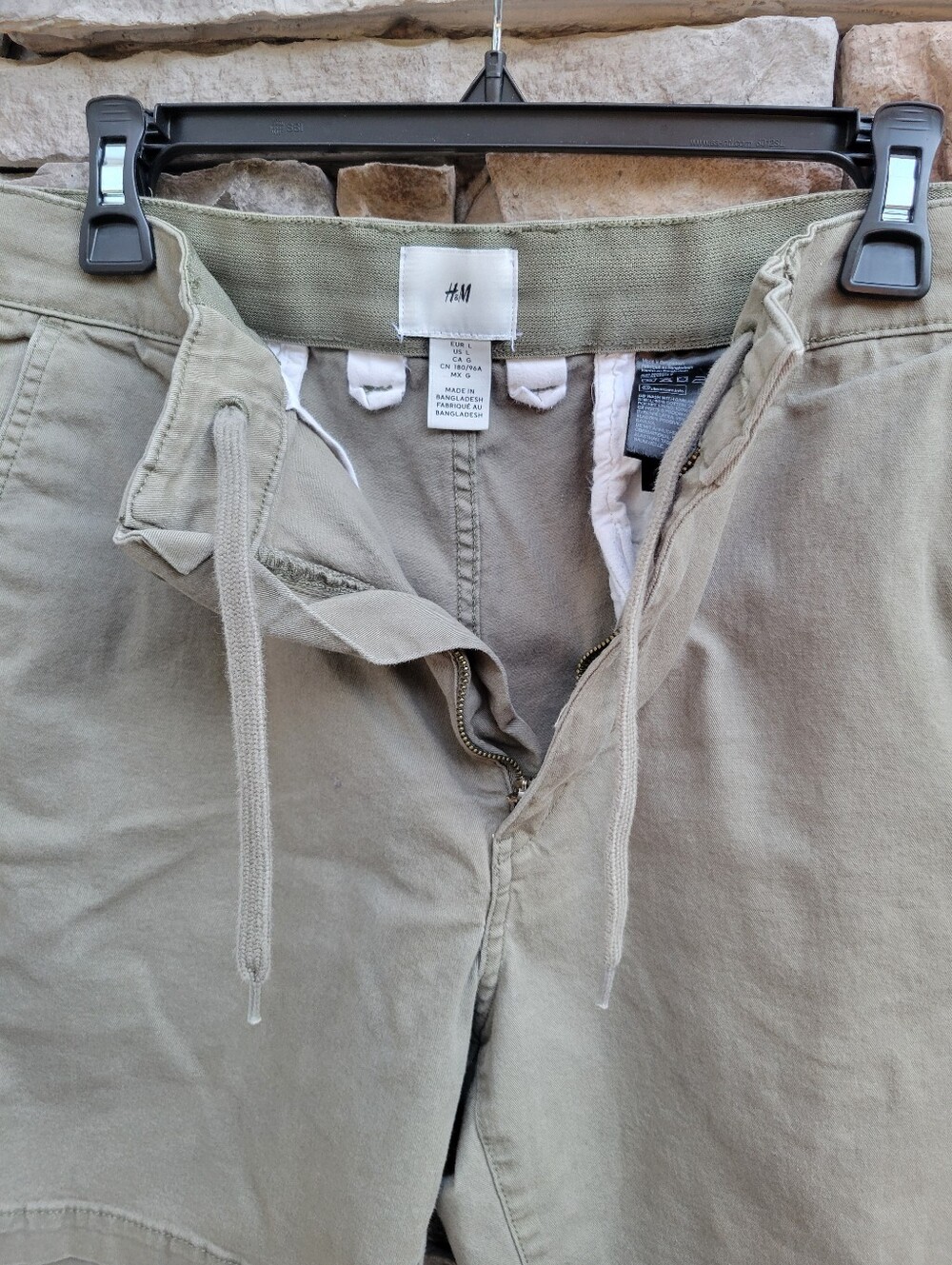 H&M Shorts - Picture 7 of 9